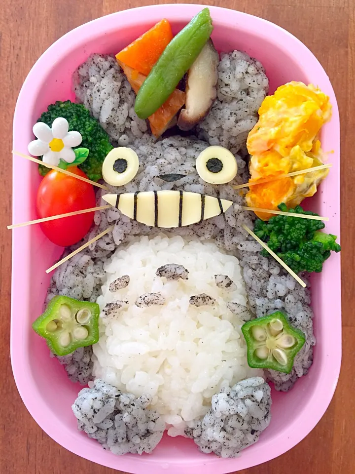 2015/8/27 トトロ弁当〜♡|accoさん