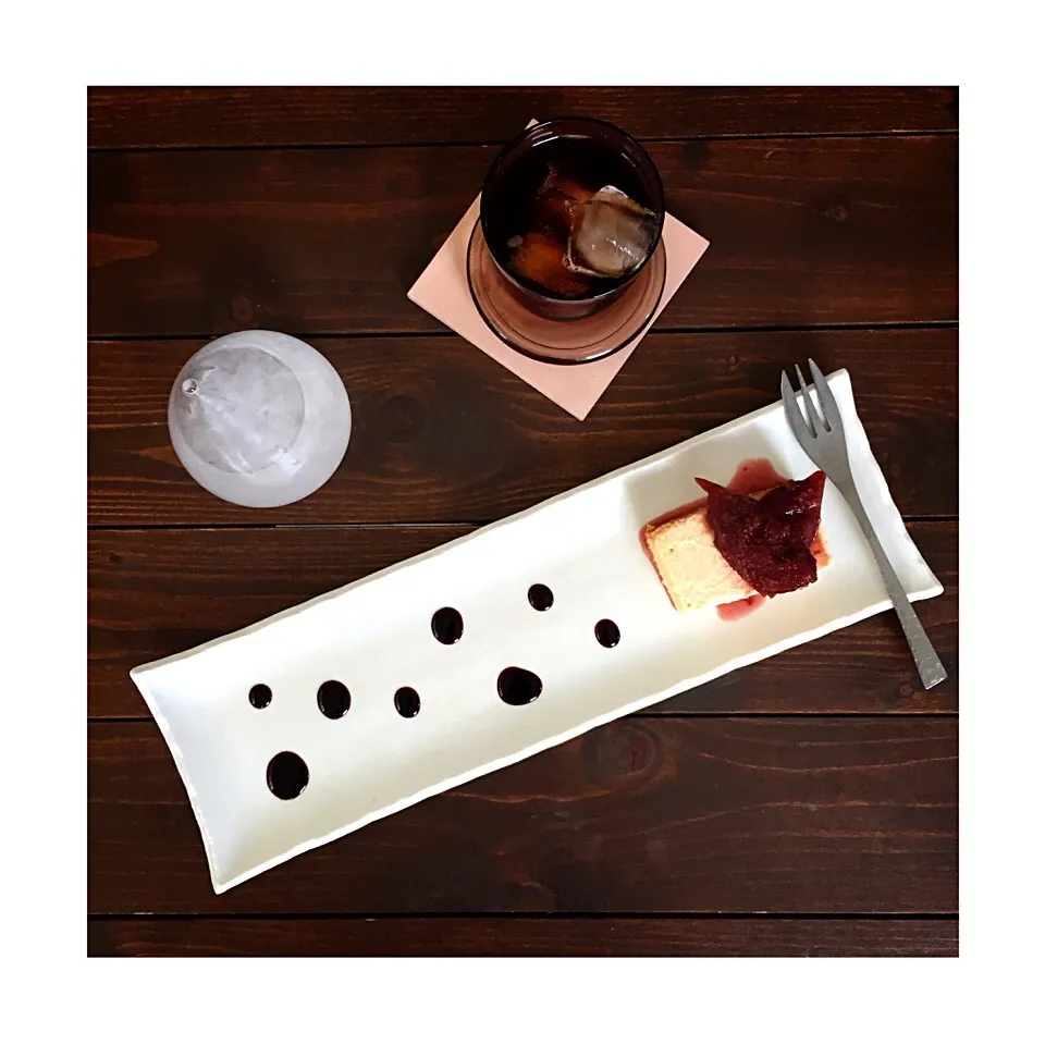 Snapdishの料理写真:Baked Cheese Cake ~ balsamic blueberry sauce & red wine flavored fig ~|welcomeizumiさん