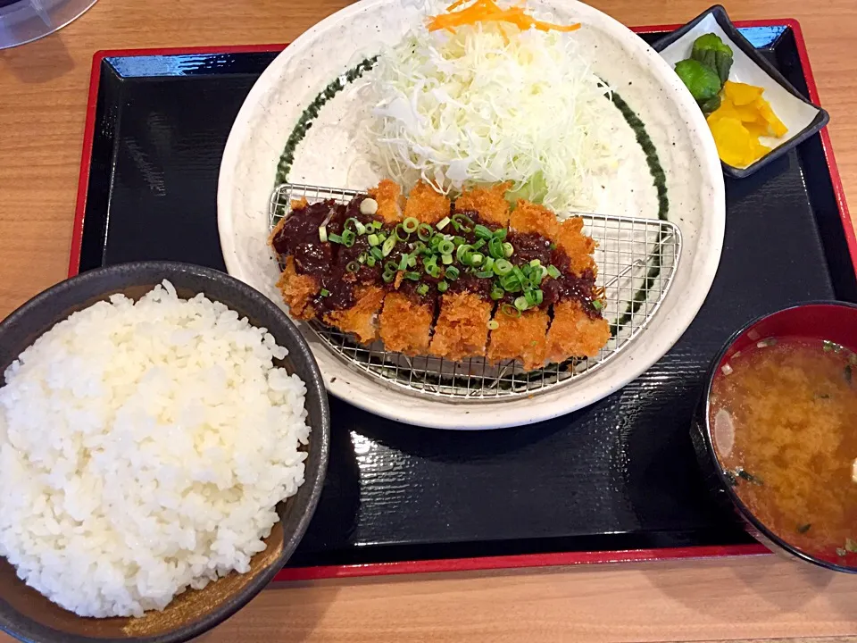 かつのヒロシ…味噌カツ定食|あつしさん