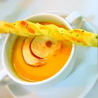 Autumn Apple Pumpkin Cream Soup Served with Cheesy Puff Pastry Stick|Mrachefoさん