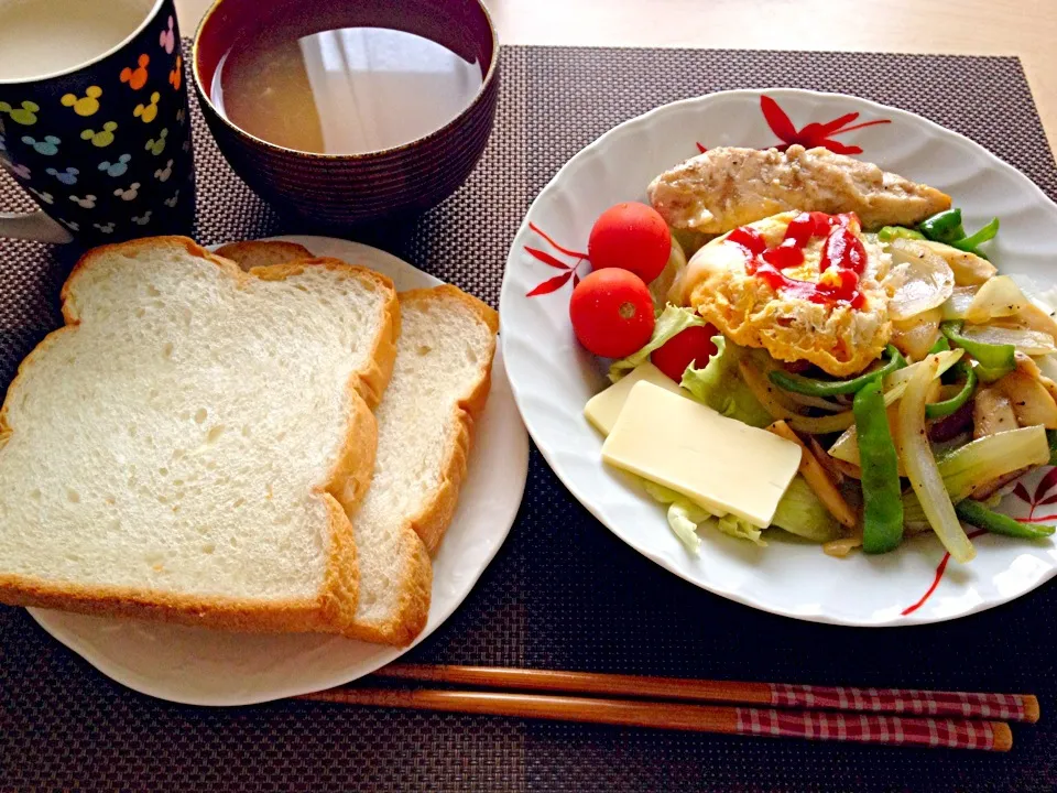 8月28日朝食兼昼食|ばぁさんさん