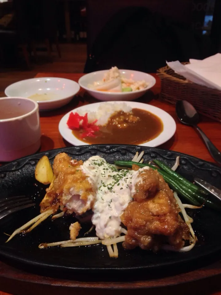 Snapdishの料理写真:宮崎チキン南蛮サラダカレー食べ放題1058円がランチパスポート行使で500円|PegaOさん