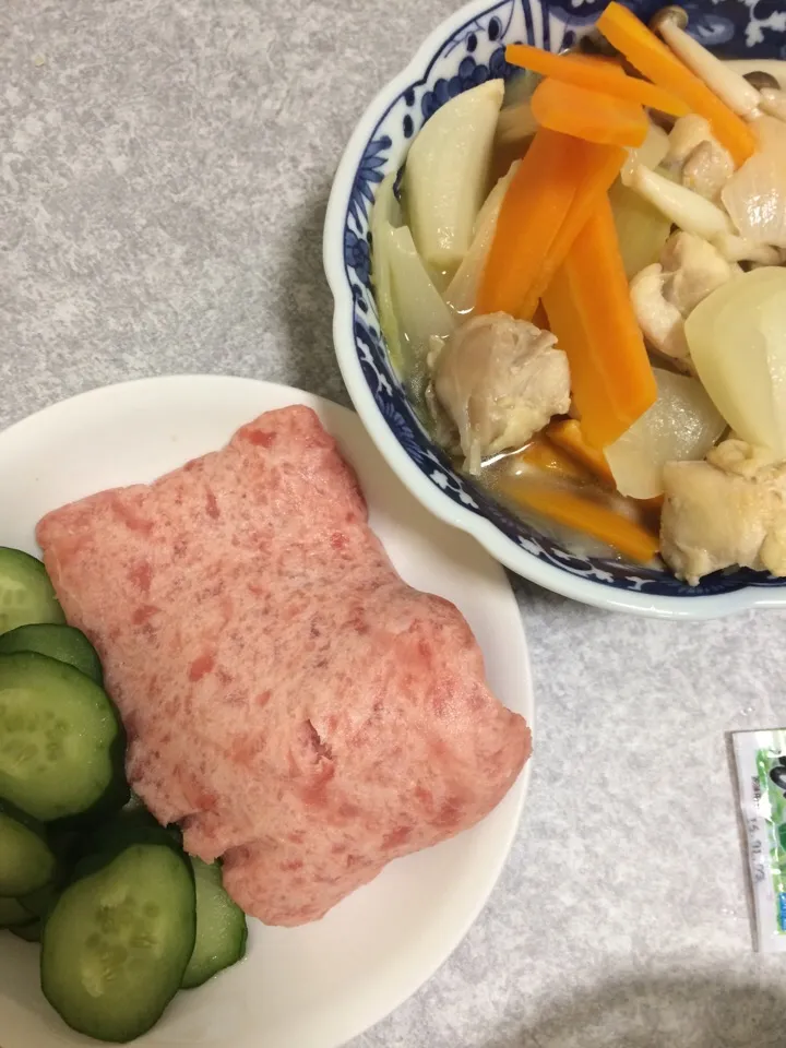 Snapdishの料理写真:鶏肉のコンソメ煮|Takumi Takagiさん