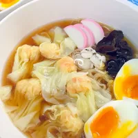 海老ワンタン麺|赤べこチャイニーズさん