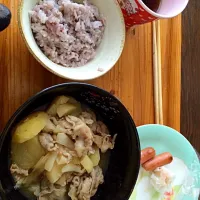 Snapdishの料理写真:五穀米と肉じゃが