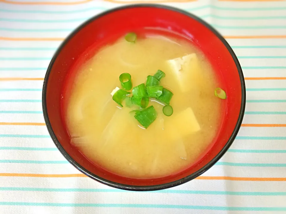 鰹節と昆布のだしでお味噌汁|る ち あ ♬*.◦さん