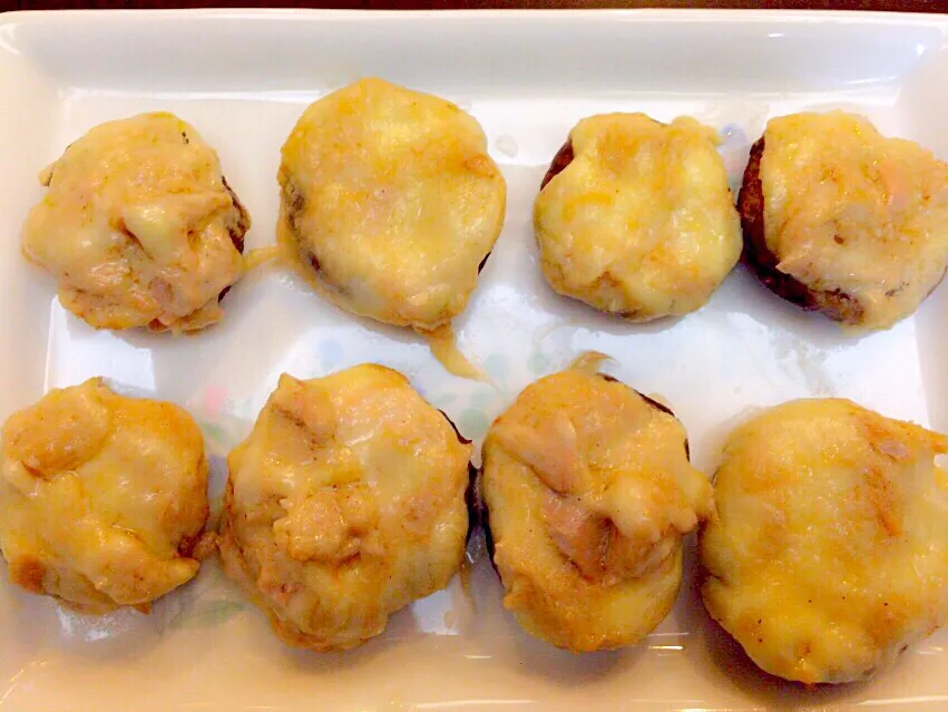 shiitake and tuna cheese baked|Sabri Zulueta Galanoさん