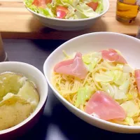 Snapdishの料理写真:生ハムとキャベツのペペロンチーノ|ゆうきさん