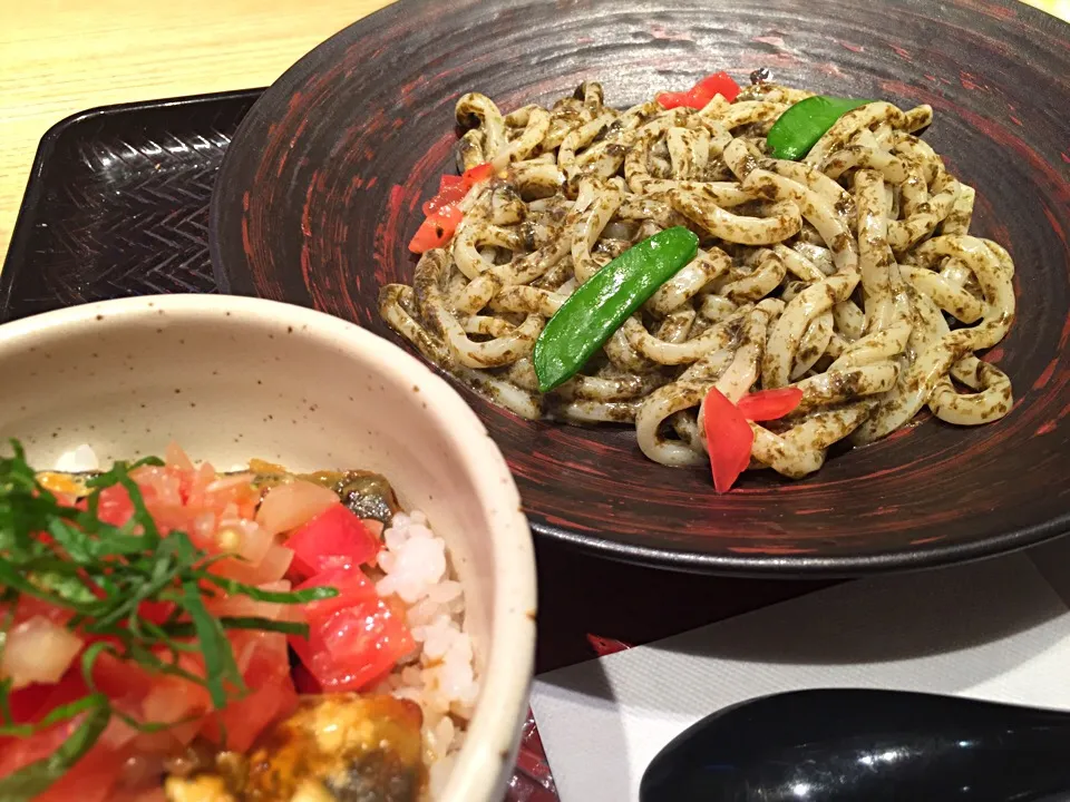 Snapdishの料理写真:潮彩ソースうどんと鰯の照り焼きご飯|hirotomoさん