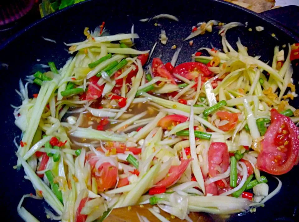 Som tam - Thai salad - ส้มตำ|Bakaminna Shizenさん