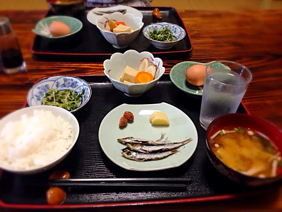 民宿の朝ご飯。|あこたろすさん