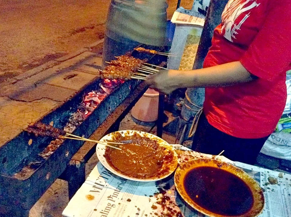 Sate Babi|Bambang Budiono Tjioさん