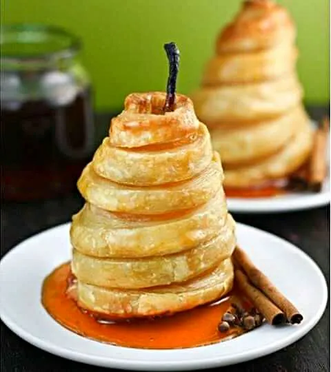 A Deep Fried Pear|Sheila Harrisさん