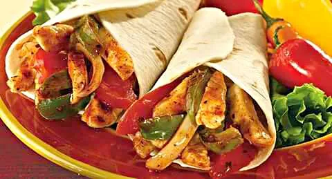 Soft Tortilla Chicken Fajita Wrap|Sheila Harrisさん