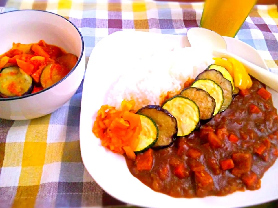 ラタトゥイユ＆夏野菜カレー(๑･ิ◡･ิ๑)|青りんごさん