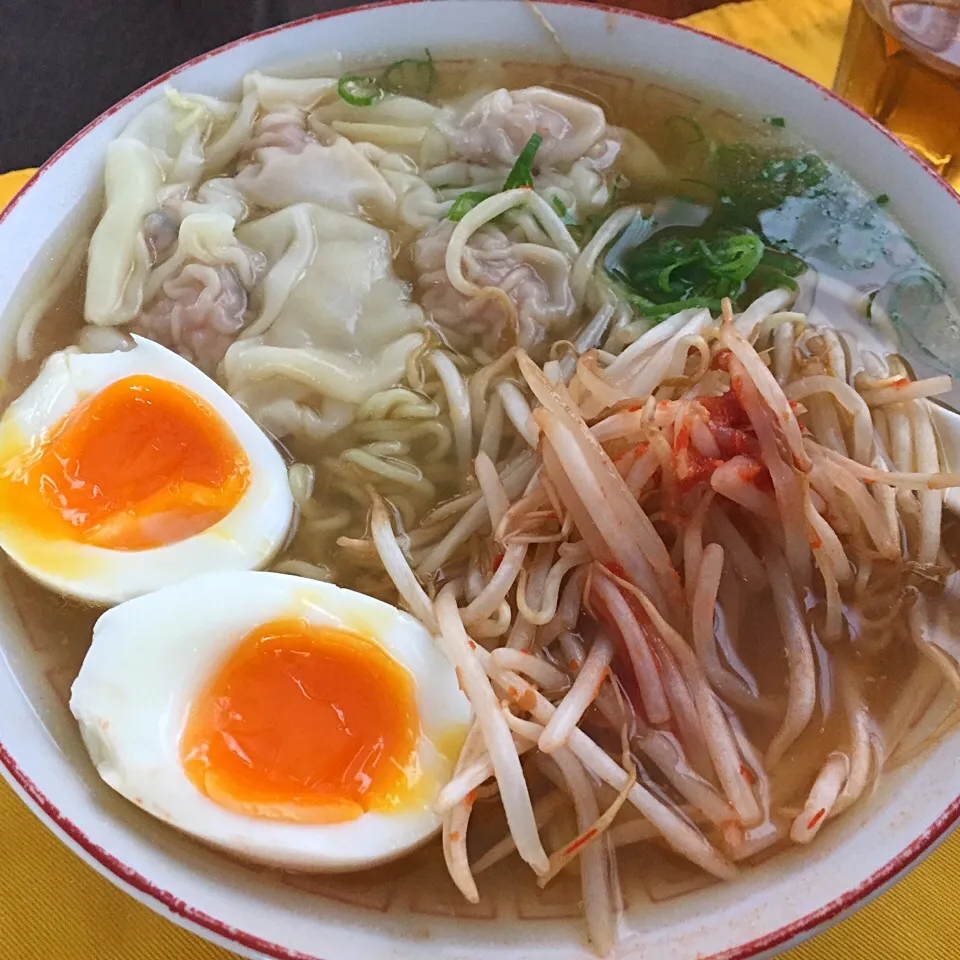 Snapdishの料理写真:ワンタン麺|純さん