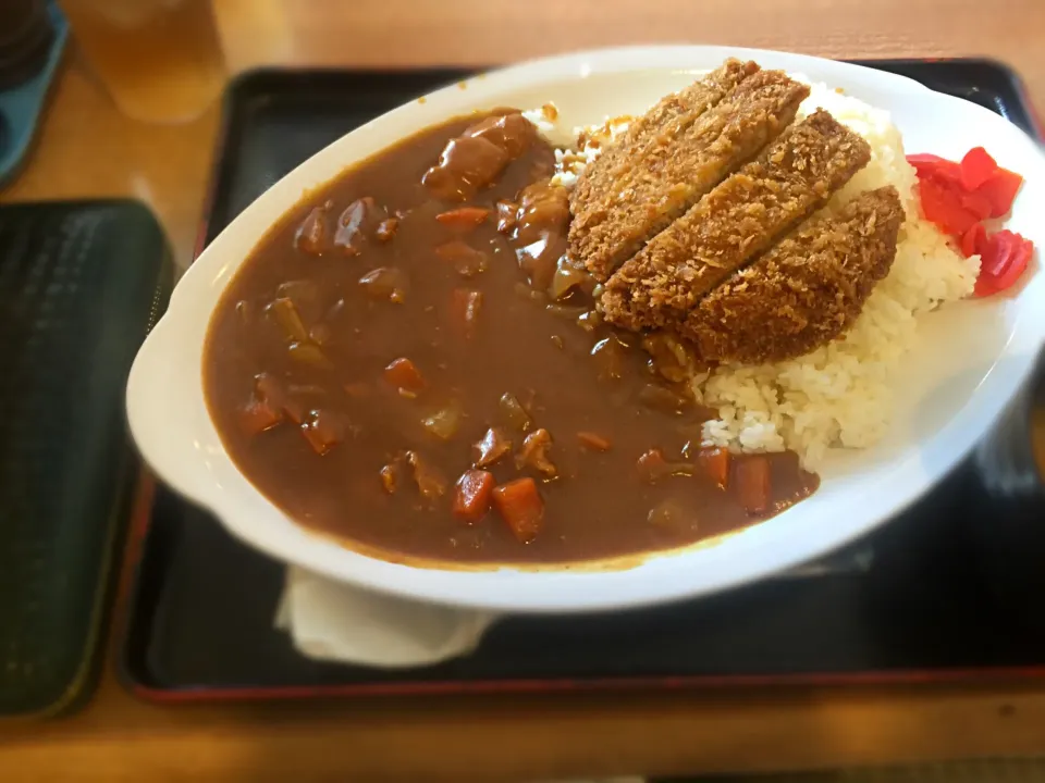 豚カツカレー 560円|エイコーワールドさん