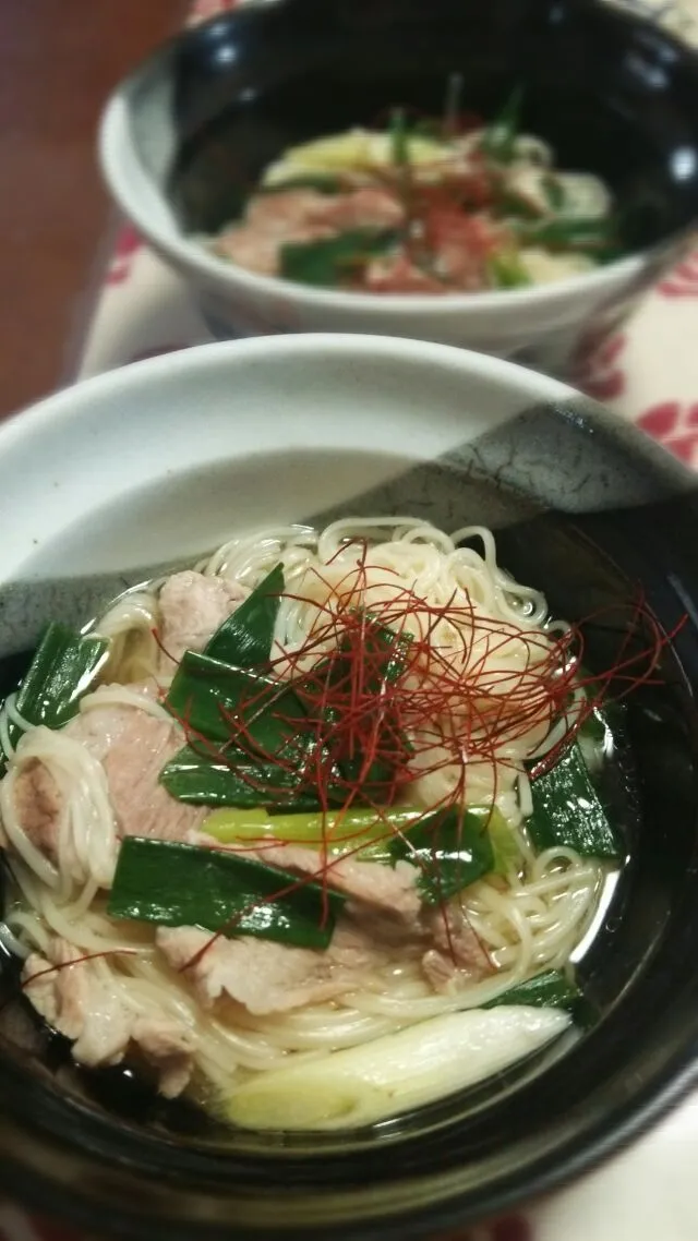 Snapdishの料理写真:豚茹で汁でお素麺🍜|Mihoさん