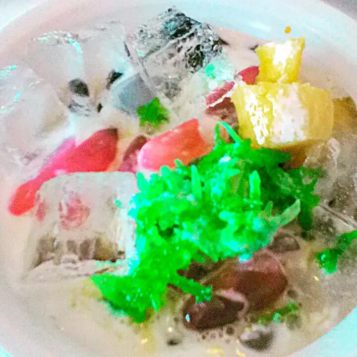 Snapdishの料理写真:Traditional desserts Indonesia. We call it "Es Campur"|Imelda Sentausaさん