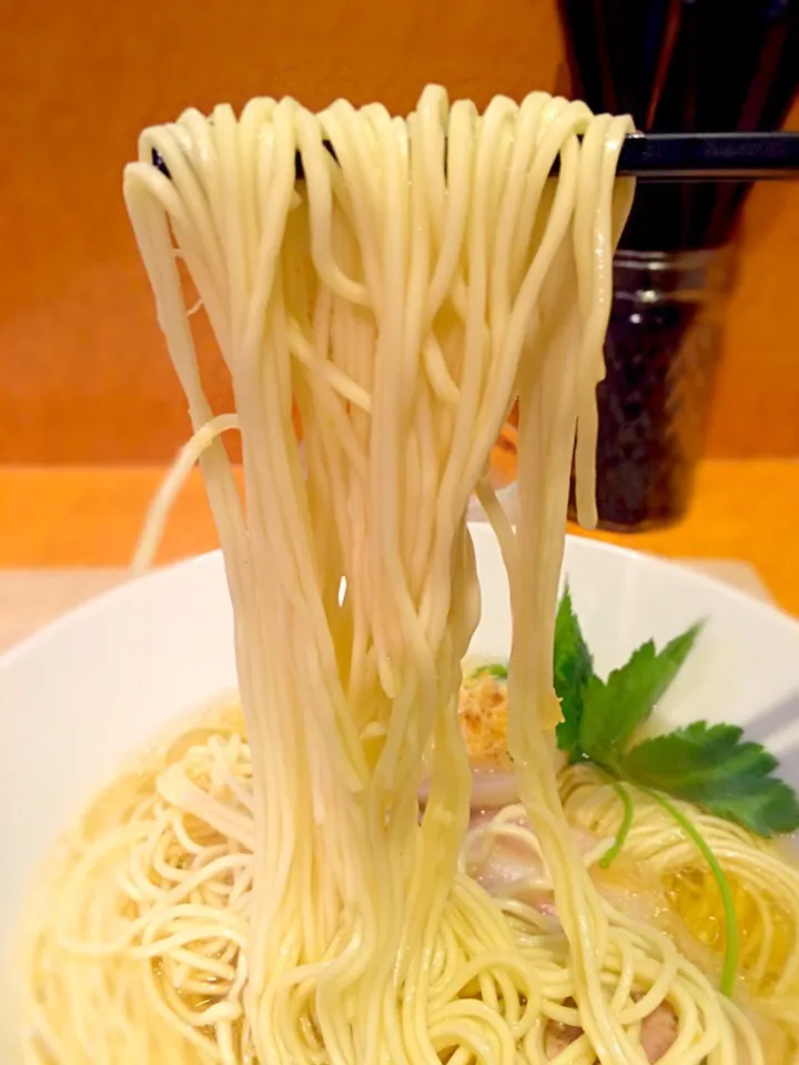 Snapdishの料理写真:泣きながら中華そばの麺|morimi32さん