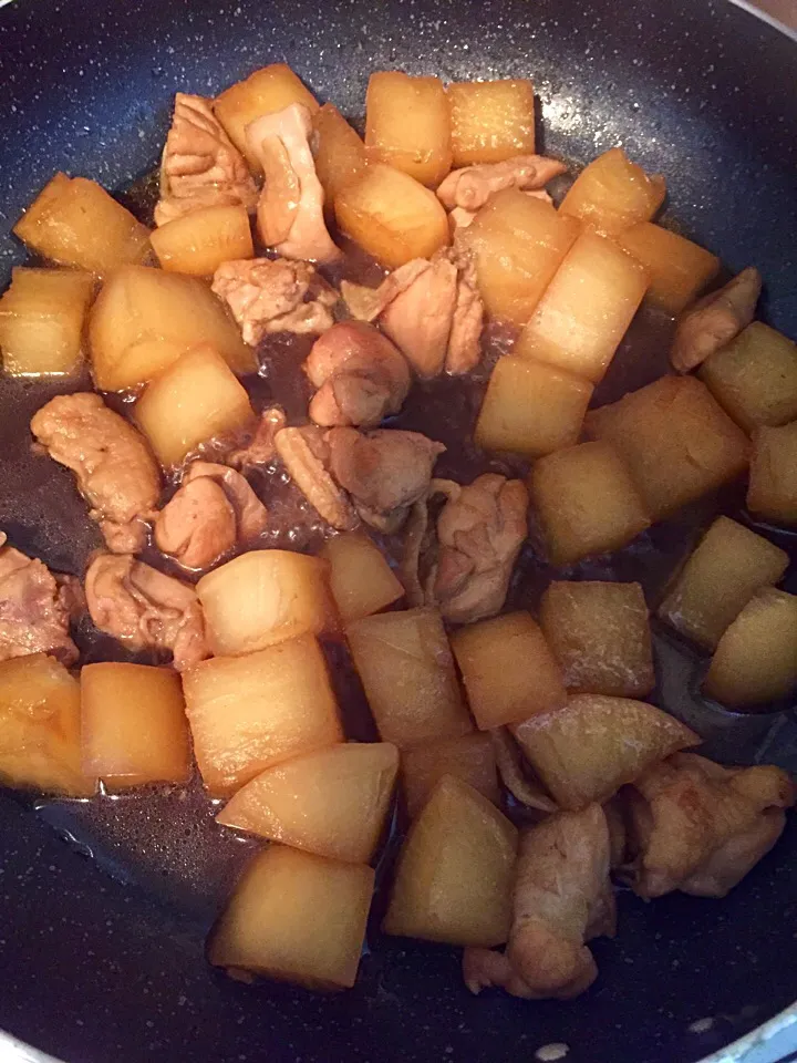 大根と鶏肉の煮物|みきひとさん