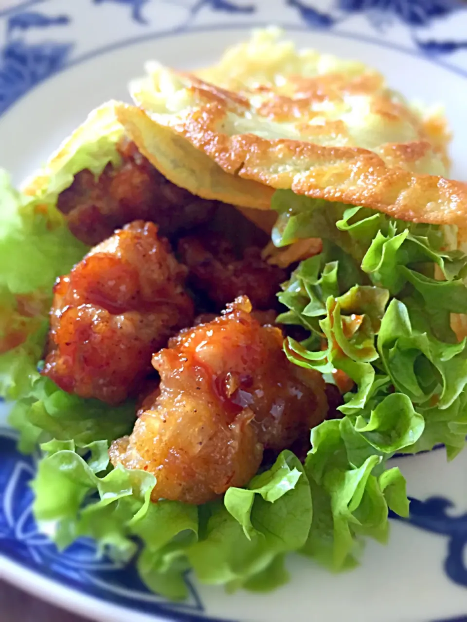 Banh xeo with karaage! 
Idea from anime: Shokugeki no soma|Yumi Elainaさん