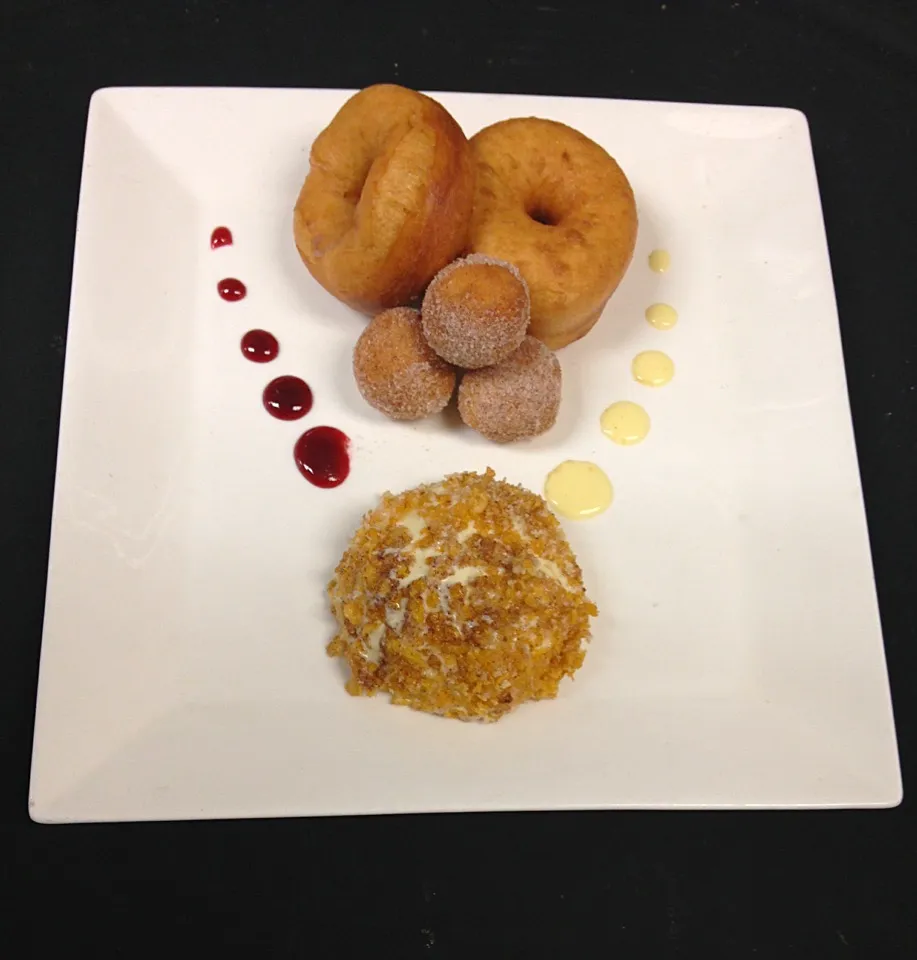 Homemade donuts with deep fried ice cream|Chef Guidaさん