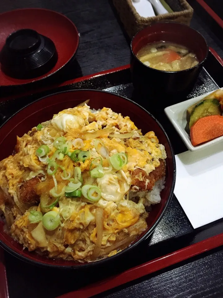 チキンカツ丼|gtuさん