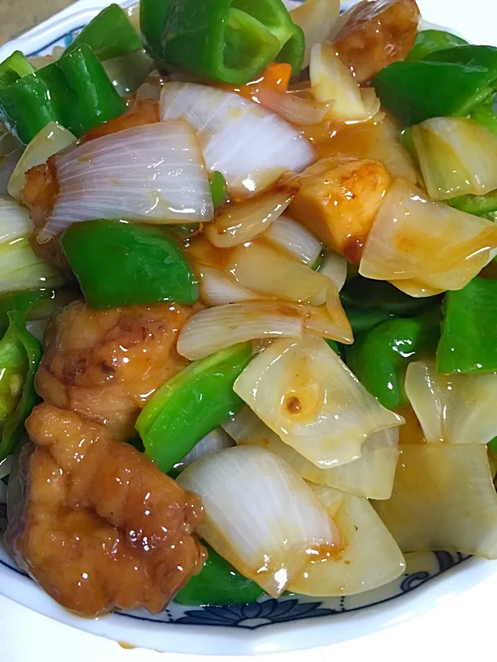 Sweet and sour pork. Well actually mostly vegetables...|Mary Annさん