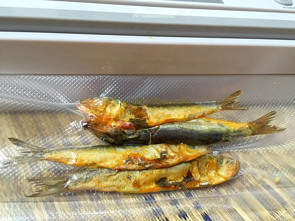 Ikan asin|yeni kartikasariさん