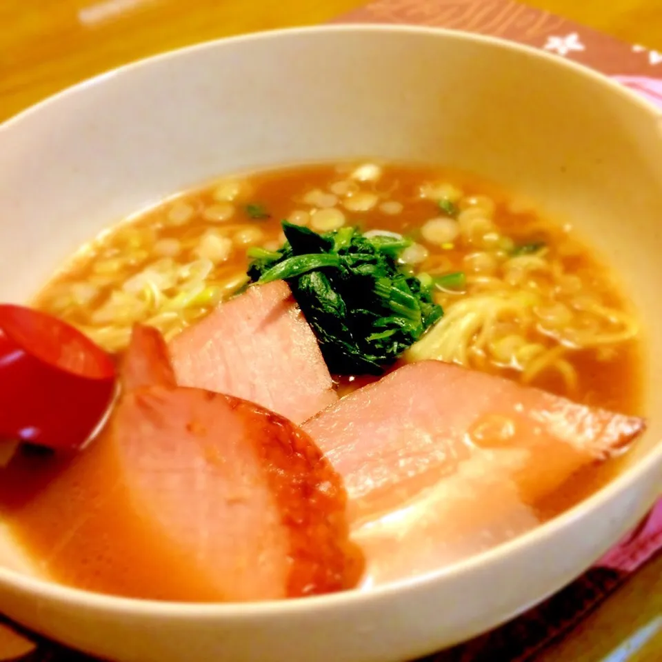 Snapdishの料理写真:ラーメンで夕食🍜🍜|かずみさん