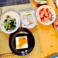 Snapdishの料理写真:八宝菜と豚肉の炒め物、里芋、トマト|さゆりさん