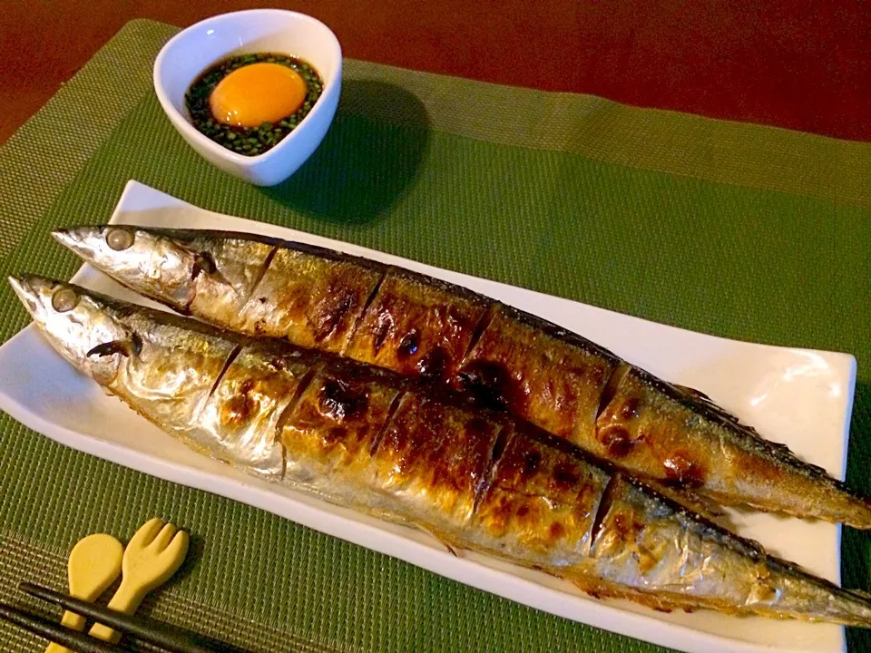 Salt-grilled Pacific Saury
🐟秋刀魚の塩焼き|🌈Ami🍻さん