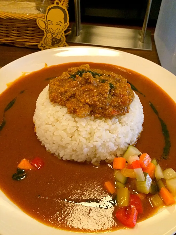 長堀ダイナーさんのランチタイムのイケルカレー、あいがけで７８０円|大阪カレー部長さん