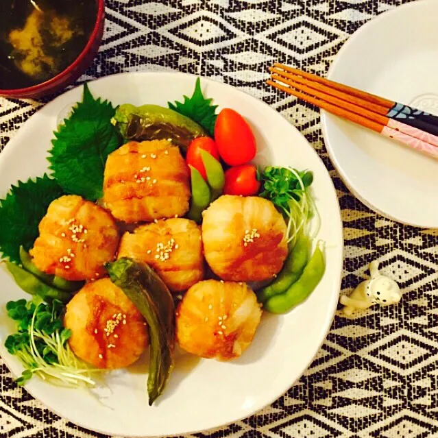 Snapdishの料理写真:お夜食＊肉巻きおにぎり|tamamiさん