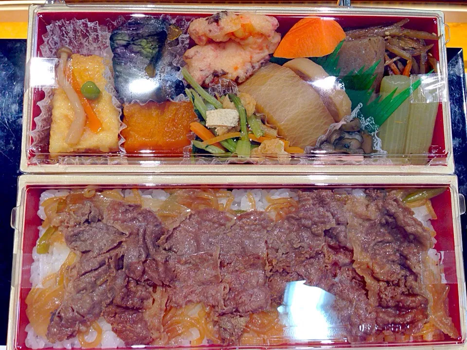 Snapdishの料理写真:牛肉しぐれ煮弁当|なんさん