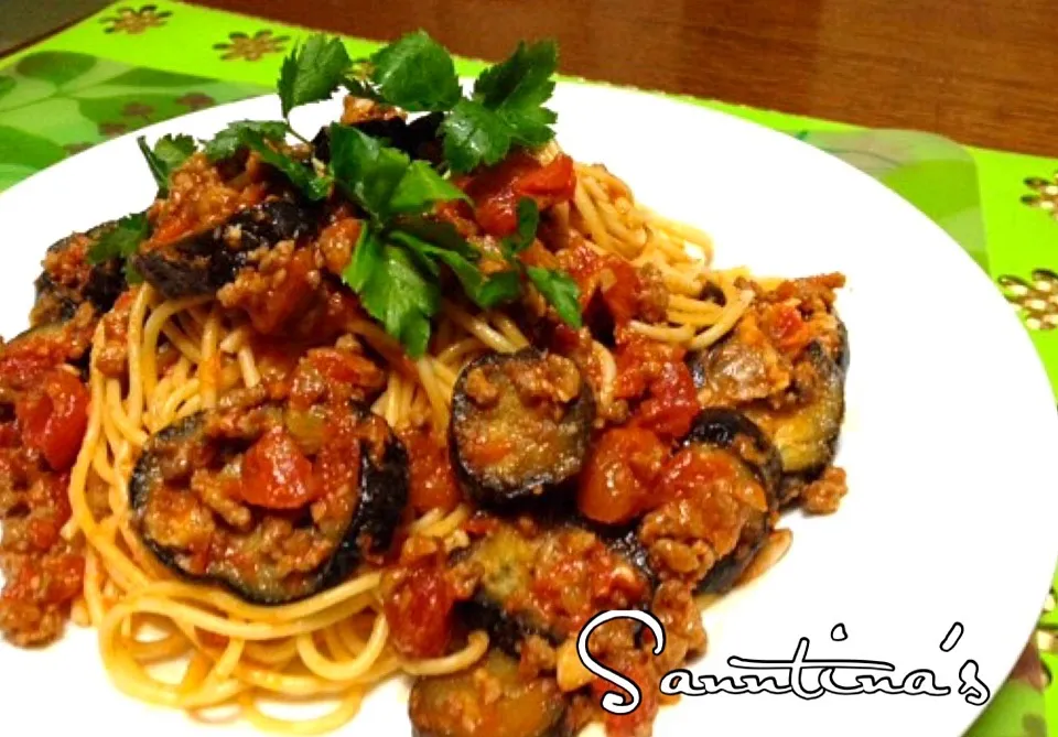 ✨MEATSAUCE SPAGHETTI with lightly fried eggplants,a fave here in Japan😊茄子たっぷりのミートソーススパゲッティ😋💕✨|🌺Sanntina🌺さん