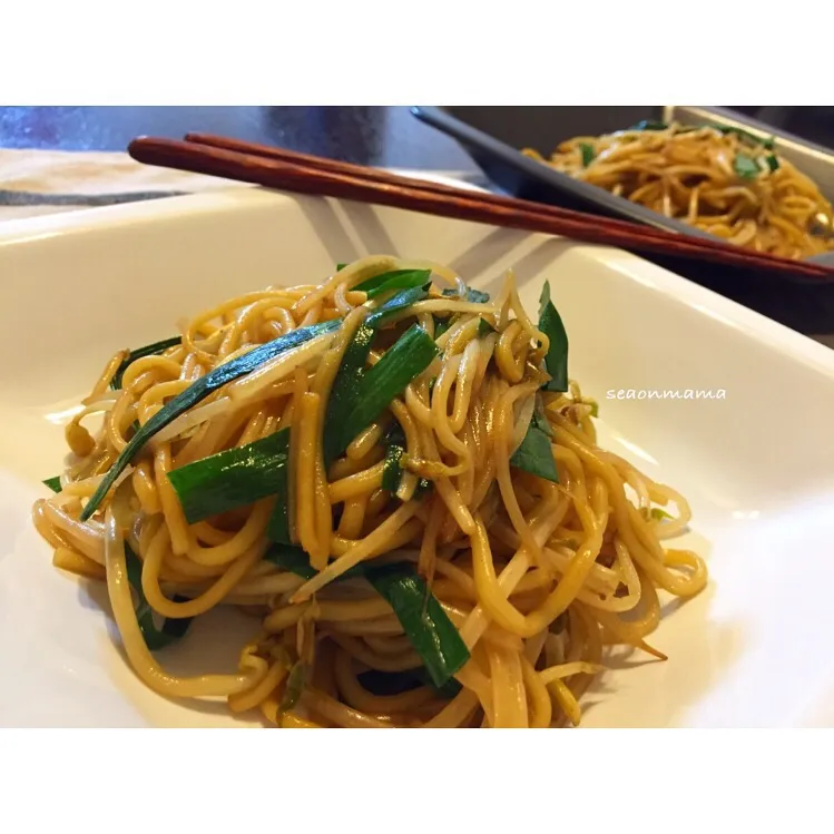 超節約もやしとニラのオイスターソース焼きそば。|ゆこさん