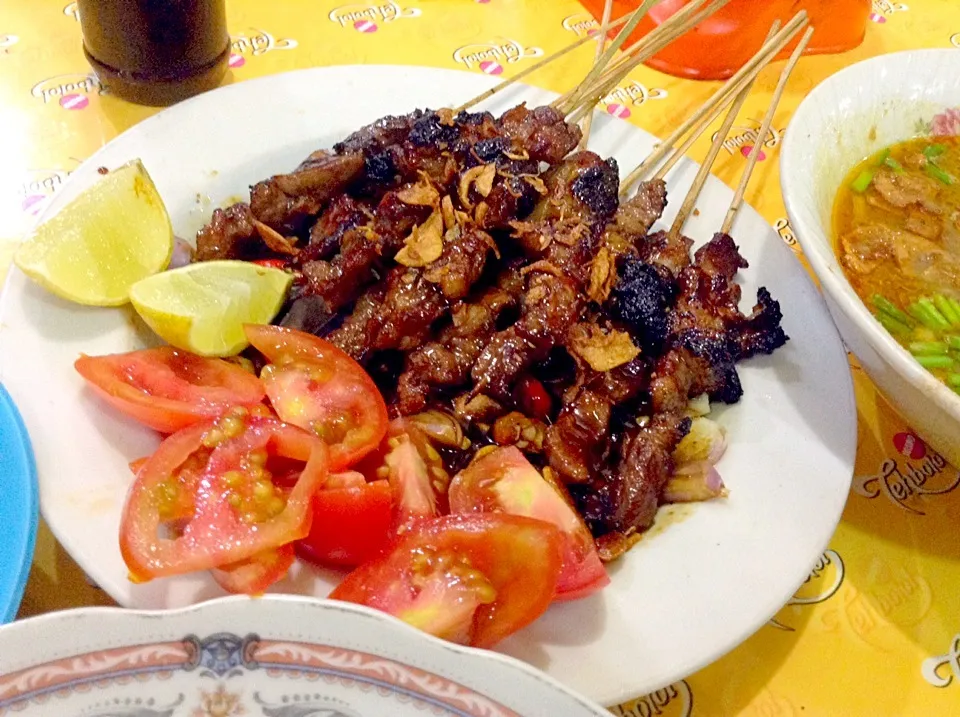 Sate Kambing|Bambang Budiono Tjioさん