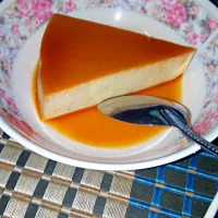 Snapdishの料理写真:pudding caramel|Tafin Nikiysaさん