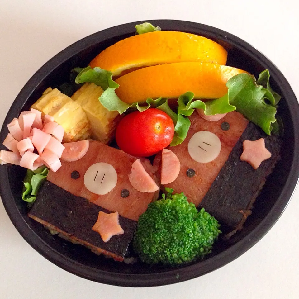 #SchoolLunch #bento #spam #orange #broccoli #tomato #ham #egg #キャラ弁|cocchaleeさん