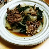 Snapdishの料理写真:牛肉と玉ねぎの甘煮|おーせーママさん