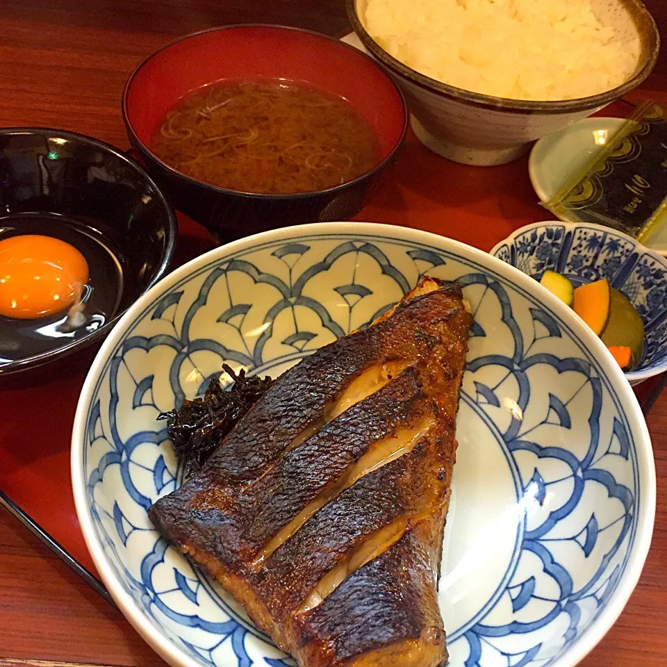 焼き魚(めだい味噌漬)定食＋玉子@和もと(銀座)|塩豚骨さん