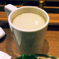 Snapdishの料理写真:煙燻紅茶豆漿 Smoky Black Tea with Soy Milk|Emily Dengさん