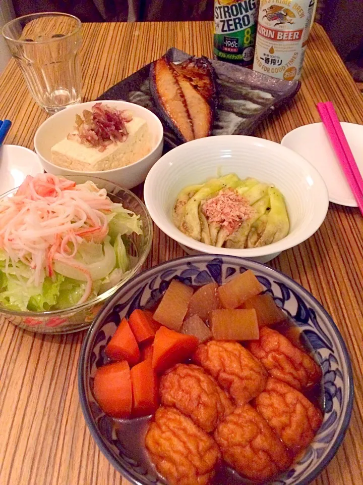 ＊晩ごはん＊ サバ醤油漬け 焼きなす みょうが乗せ冷奴 レタスサラダ 煮物|pinoyamaさん