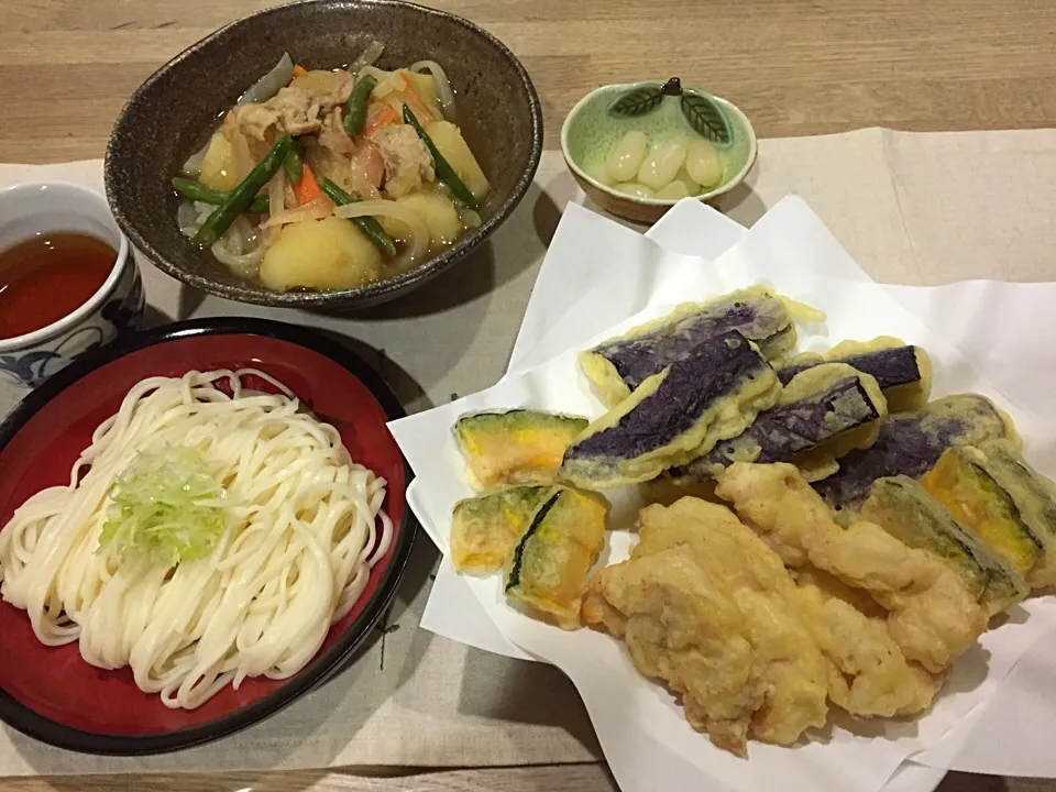 鶏天と夏野菜の天ぷら・冷やしうどん・肉じゃが・らっきょう|まーままさん