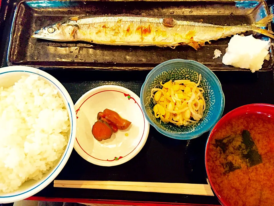 新サンマ塩焼き定食|yさん