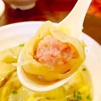 Snapdishの料理写真:wonton, yummy.|sophiabianさん