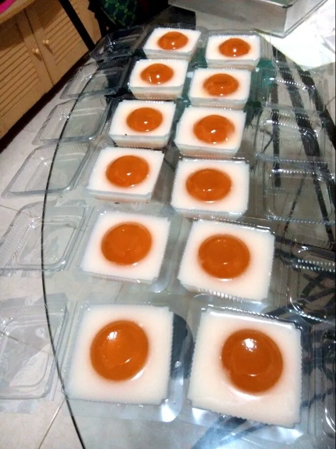 Snapdishの料理写真:puding telor ceplok bunga's kitchen|bunga kitchenさん