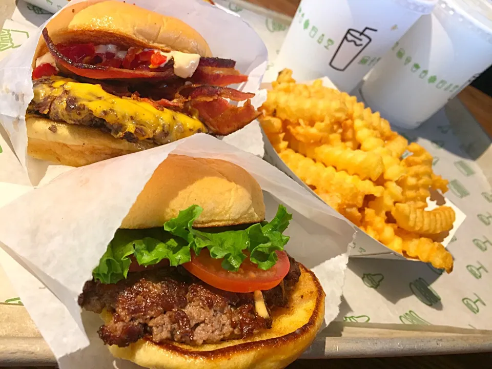 Snapdishの料理写真:Shake Shack🇺🇸|わささん